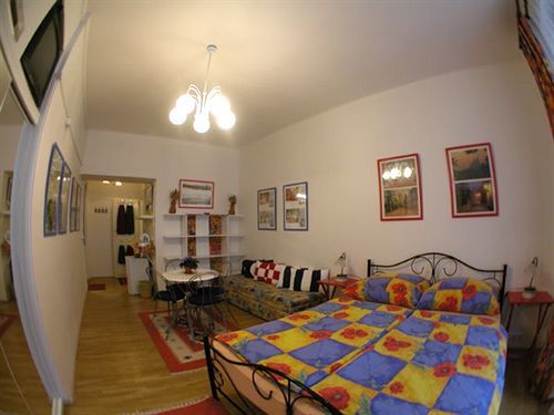 Pragues Rainbow Guest House Kültér fotó
