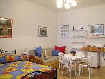 Pragues Rainbow Guest House Kültér fotó